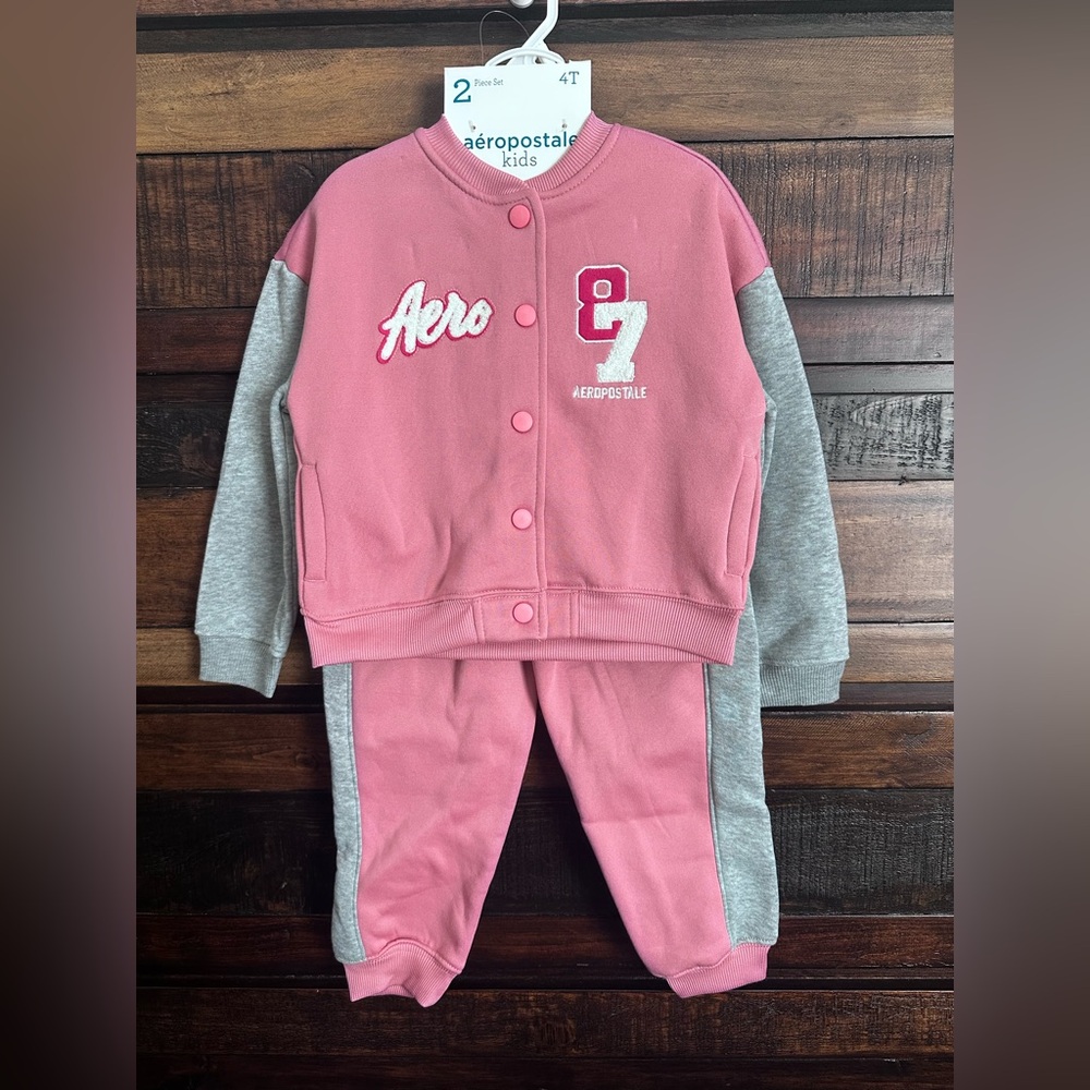 NWT Toddler Girls Aeropostale Pink and Gray Tracksuit